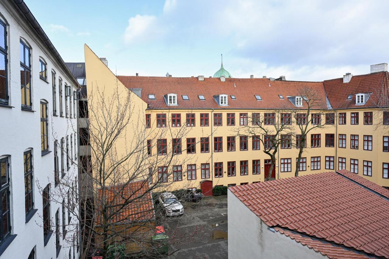 Sanders Arrow - Chic Three-Bedroom Apartment In The Middle Of København Eksteriør bilde