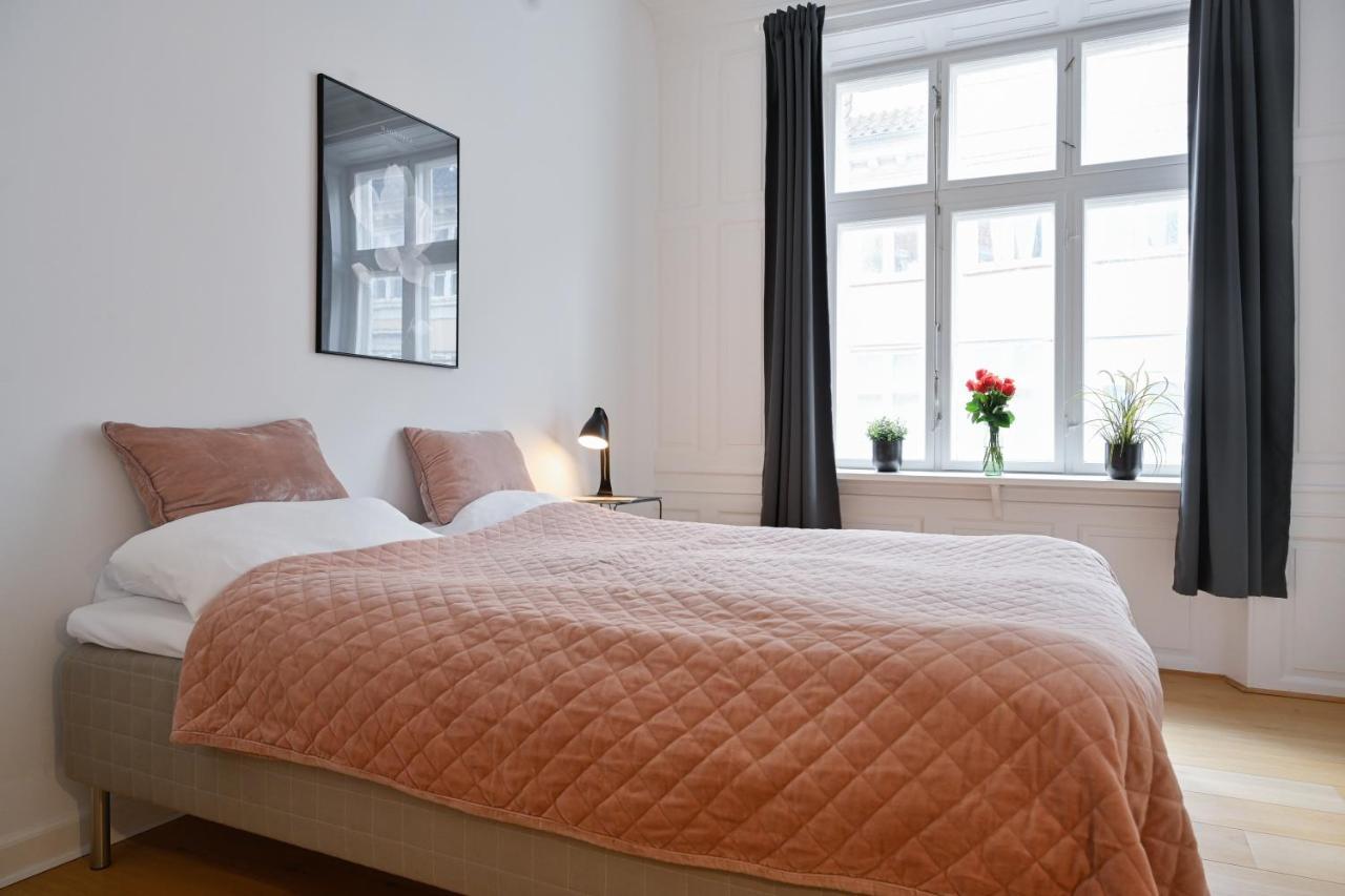Sanders Arrow - Chic Three-Bedroom Apartment In The Middle Of København Eksteriør bilde