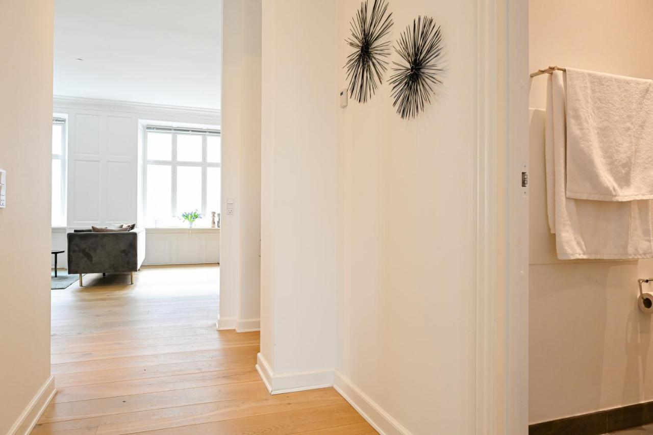 Sanders Arrow - Chic Three-Bedroom Apartment In The Middle Of København Eksteriør bilde